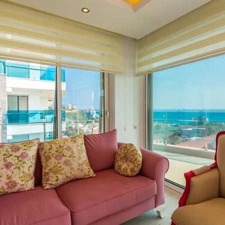 Splendid Home With Shared Pools And View Near Beach And City Center In Alanya Apartment *