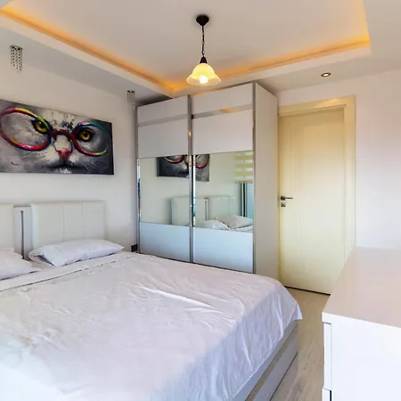 Apartment Splendid Home With Shared Pools And View Near Beach And City Center In Alanya Toslak