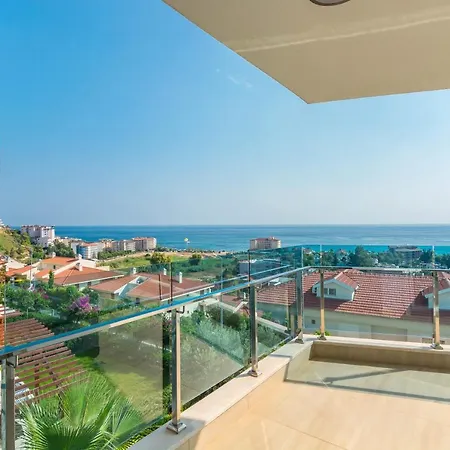 Splendid Home With Shared Pools And View Near Beach And City Center In Alanya Apartment